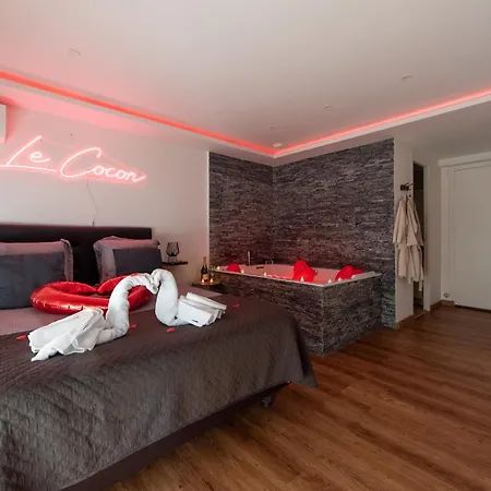 Le Cocon- Jacuzzi & Sauna Prives By Sweetdreams Le Cannet Buitenkant foto